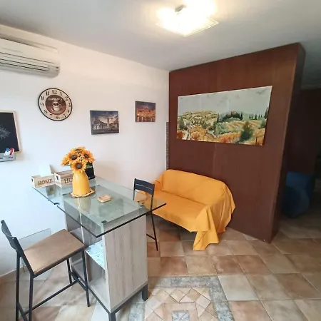 - I Girasoli Διαμέρισμα *